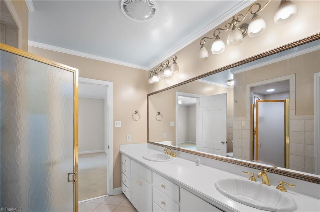 902 Sedgewick Lane Property Photo 35