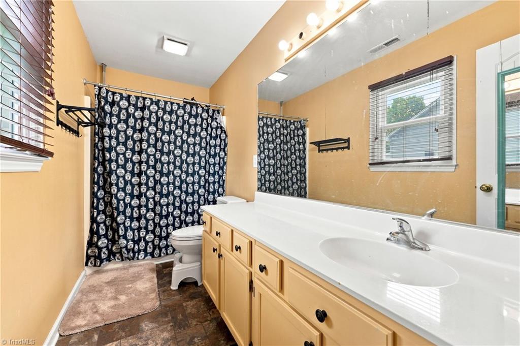 5536 Moravian Heights Lane Property Photo 18