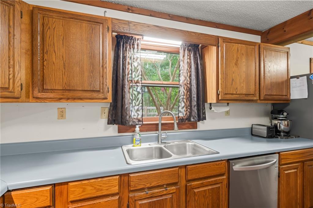 505 Tipperary Lane Property Photo 16