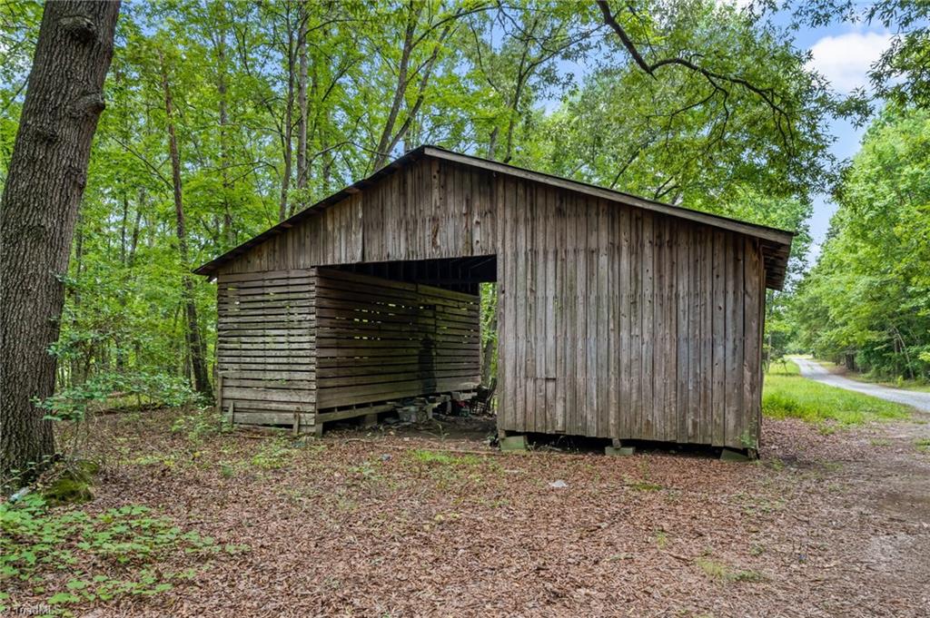 505 Tipperary Lane Property Photo 33