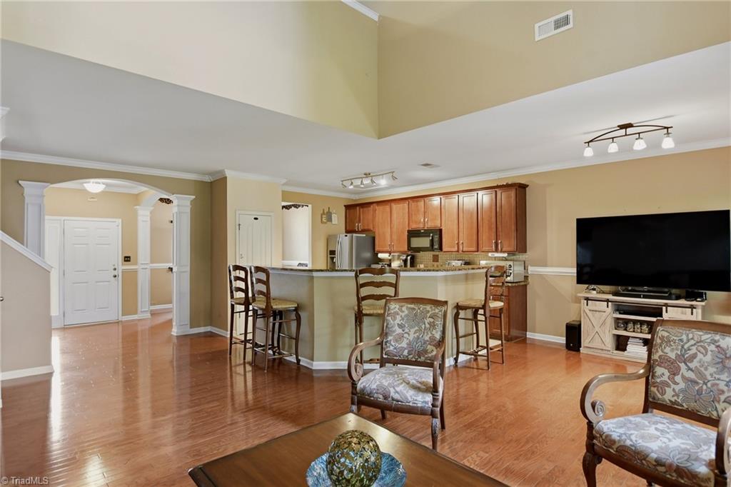 2595 Viola Court Property Photo 6