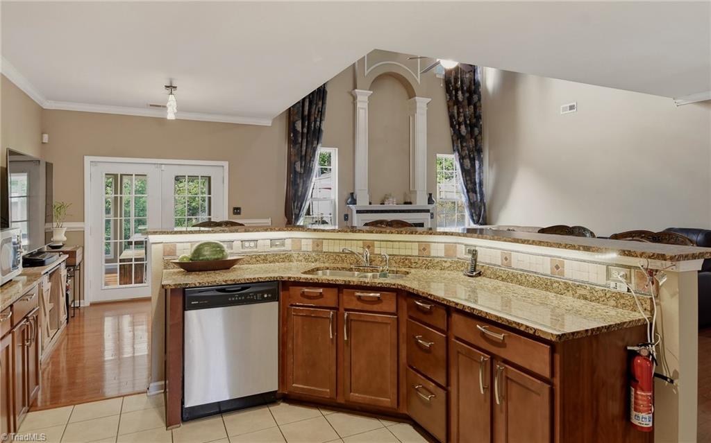 2595 Viola Court Property Photo 9