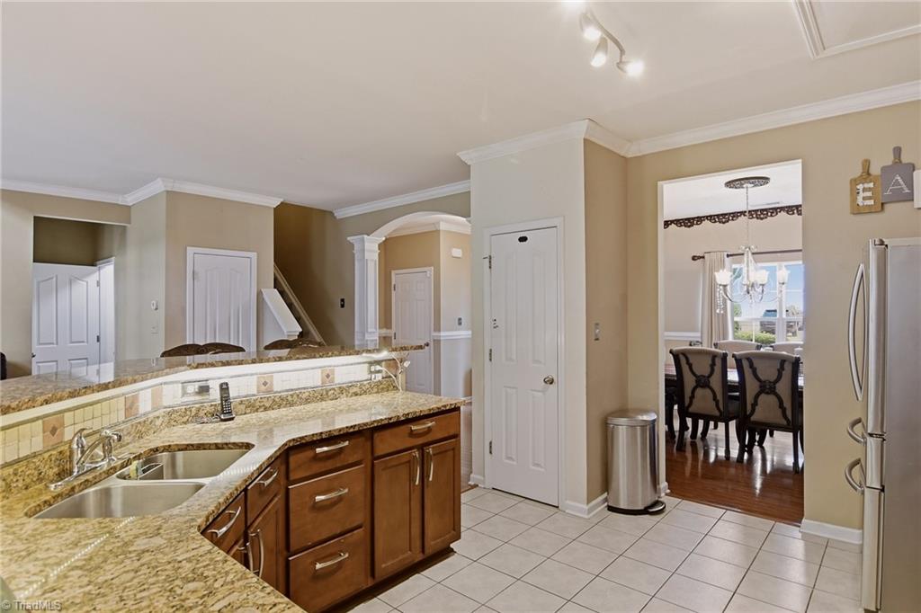 2595 Viola Court Property Photo 10