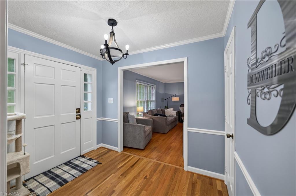 5103 Ellenwood Drive Property Photo 3