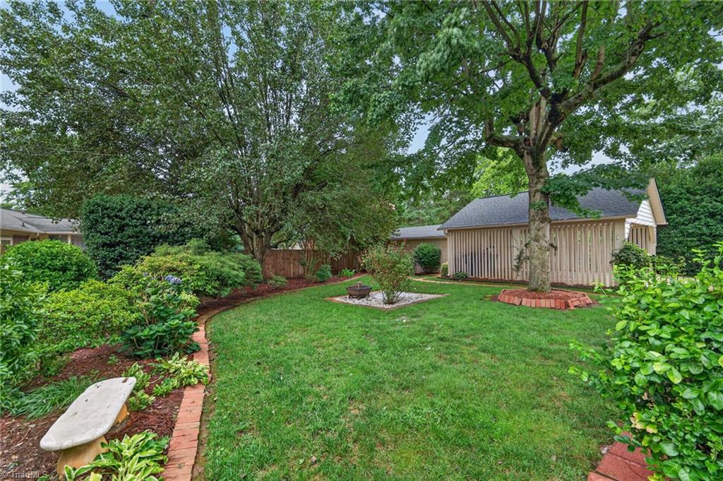 5103 Ellenwood Drive Property Photo 43