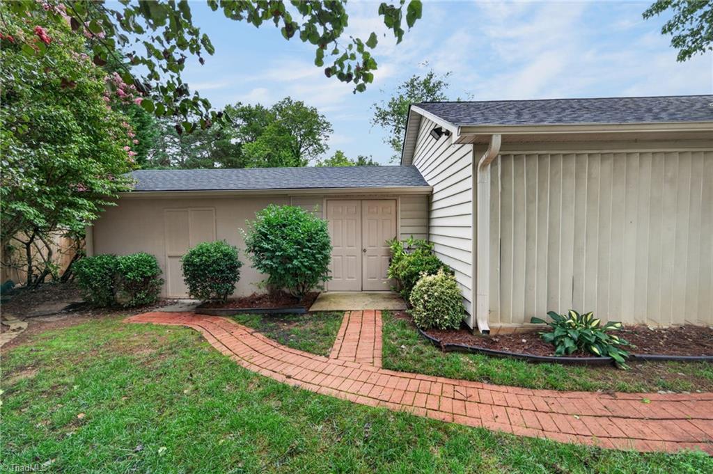 5103 Ellenwood Drive Property Photo 45