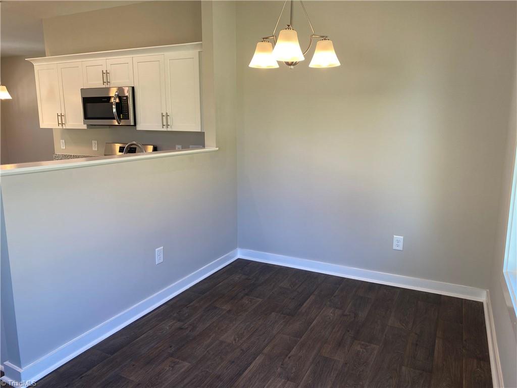 1057 Pinnix Loop Property Photo 7