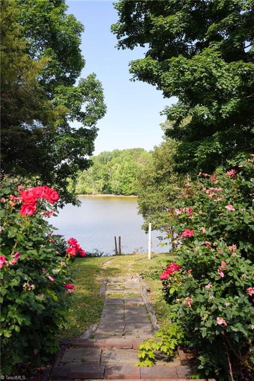 540 Waters Road Property Photo 6