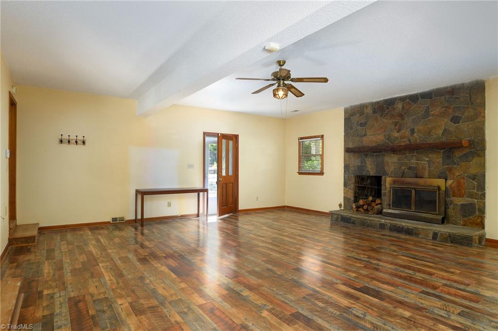 540 Waters Road Property Photo 14