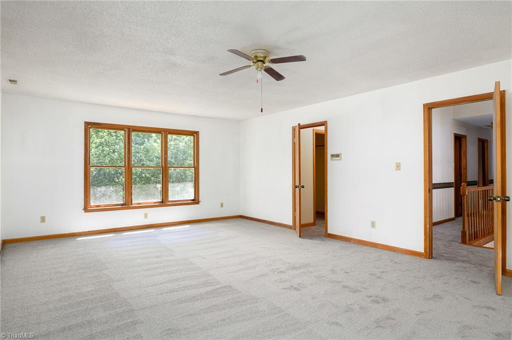 540 Waters Road Property Photo 33
