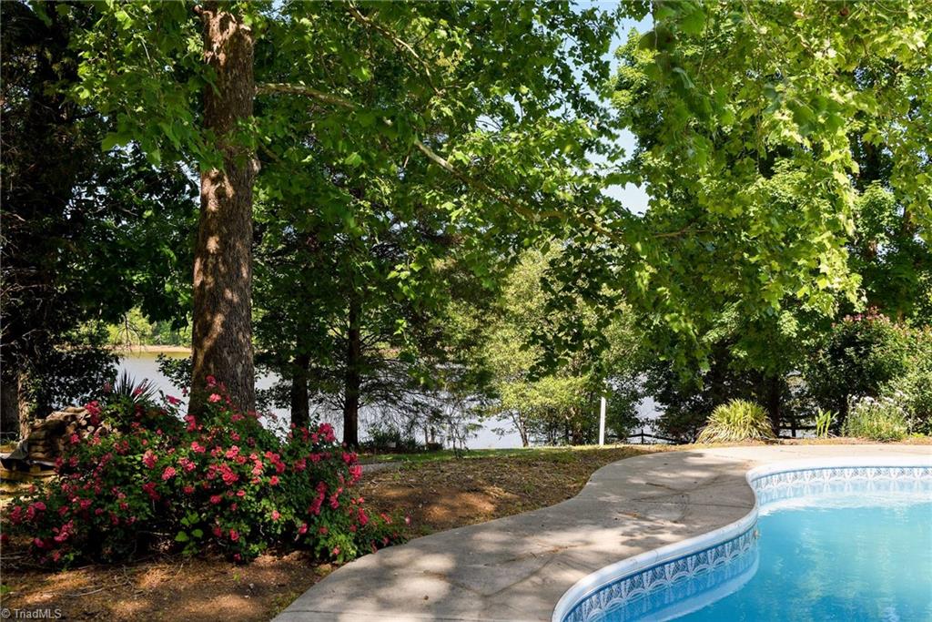 540 Waters Road Property Photo 40