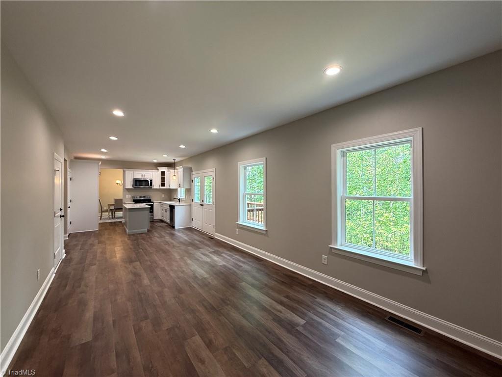 2553 Whipporwill Court Property Photo 5