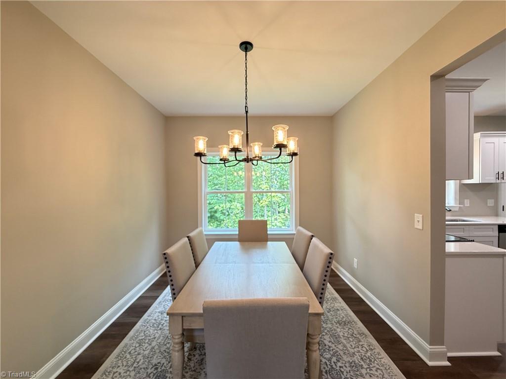 2553 Whipporwill Court Property Photo 6