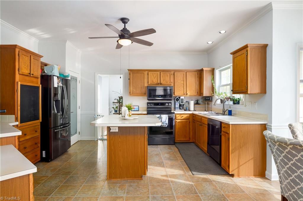 3905 Fairstone Place Property Photo 12