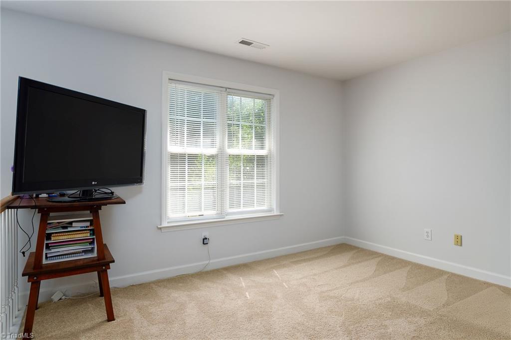 3905 Fairstone Place Property Photo 29
