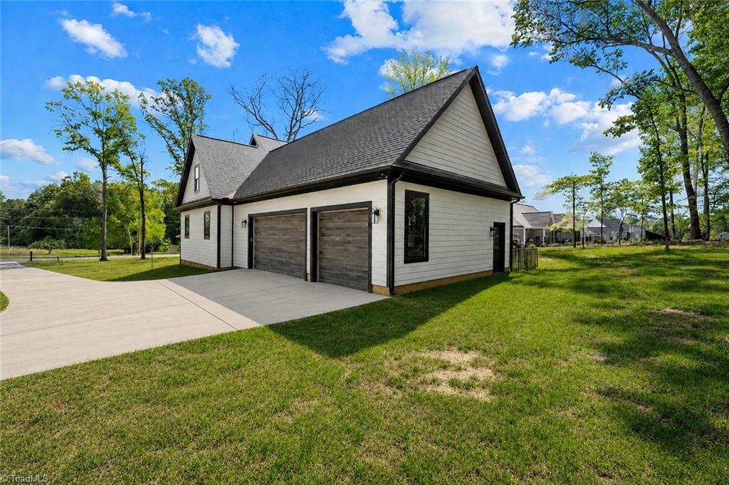 2560 John Lewis Road Property Photo 7