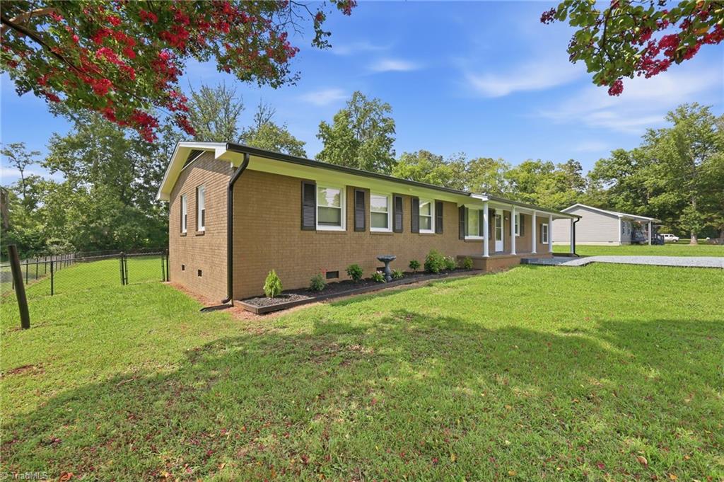 5413 Nc Highway 49 Property Photo 2