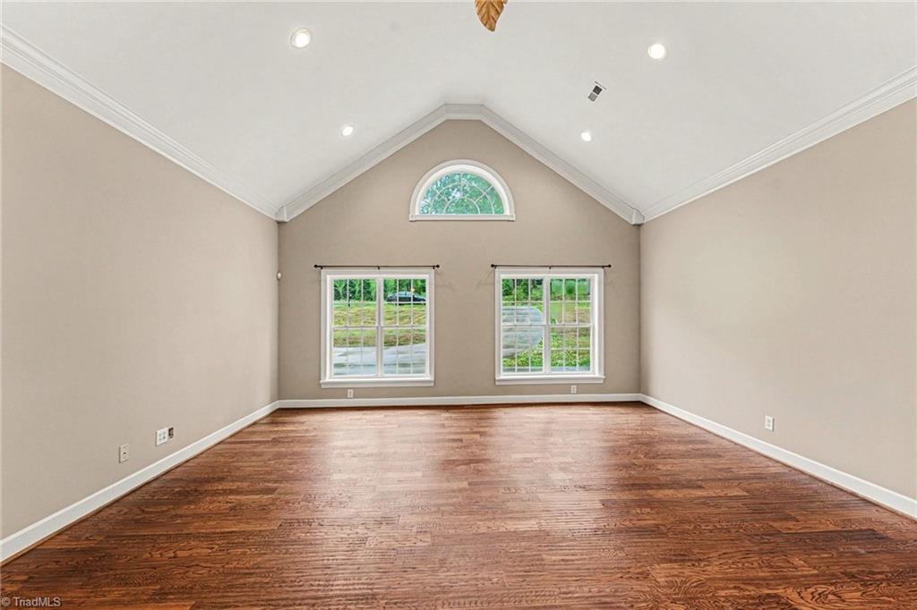 9190 Laurel Glenn Drive Property Photo 10
