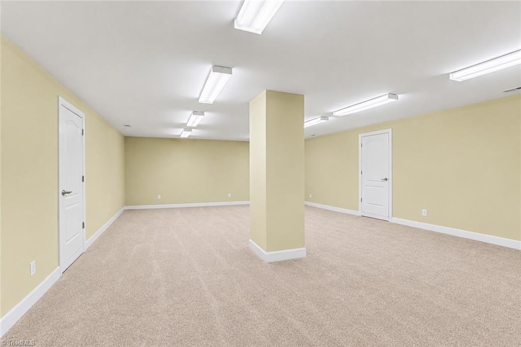 9190 Laurel Glenn Drive Property Photo 18