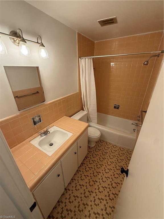 1608 Northwest Boulevard # K Property Photo 8
