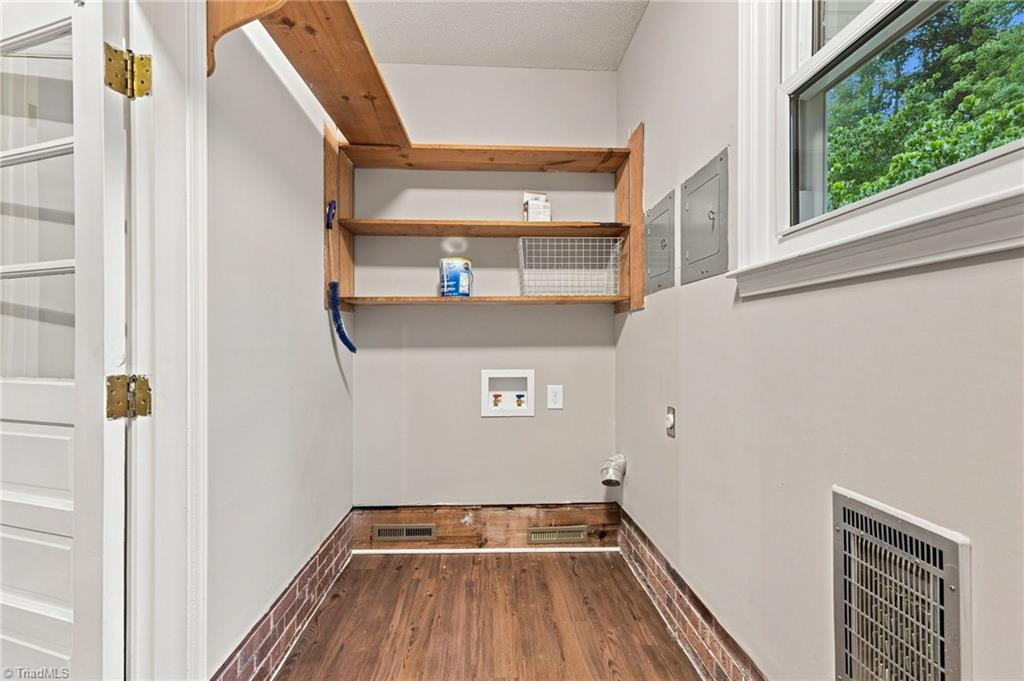 140 Clifton Drive Property Photo 30