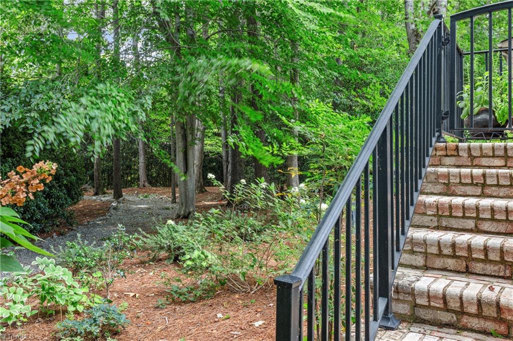 35 Sturbridge Lane Property Photo 46