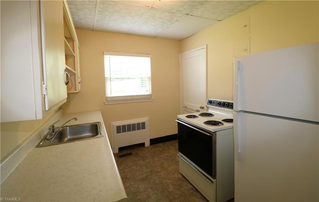 2509 Miller Park Circle # A Property Photo 6