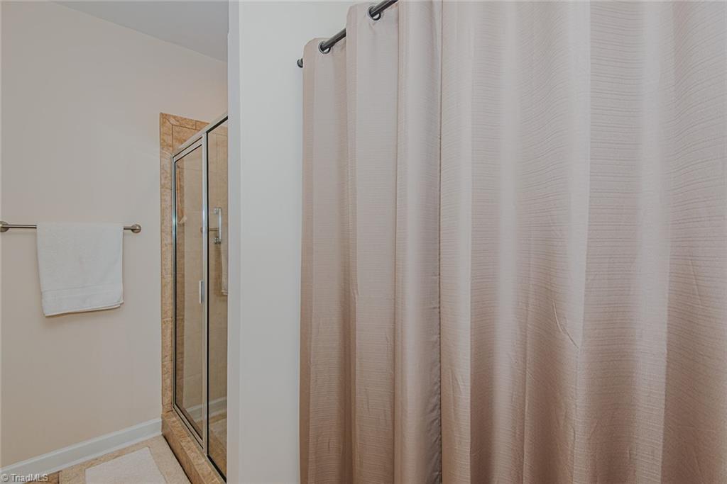 2509 Longshadow Drive Property Photo 28