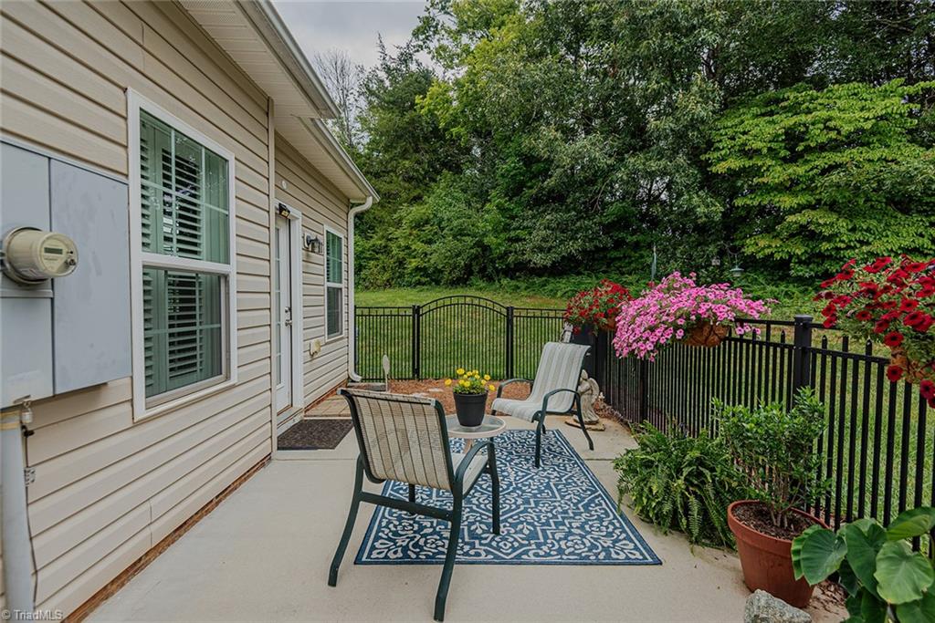 2509 Longshadow Drive Property Photo 30
