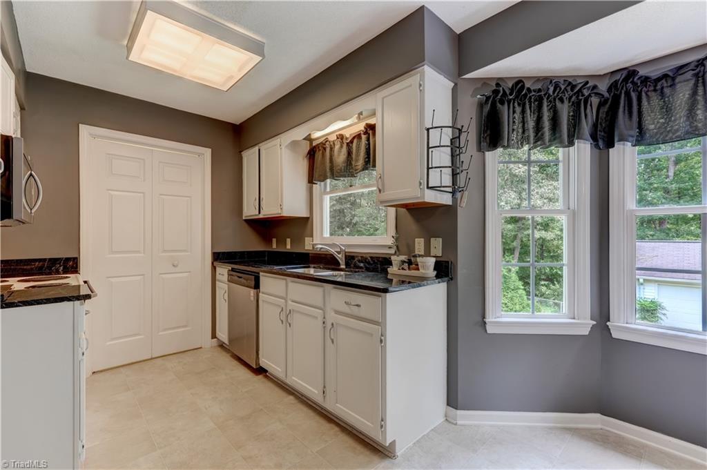 600 Creekridge Drive Property Photo 13