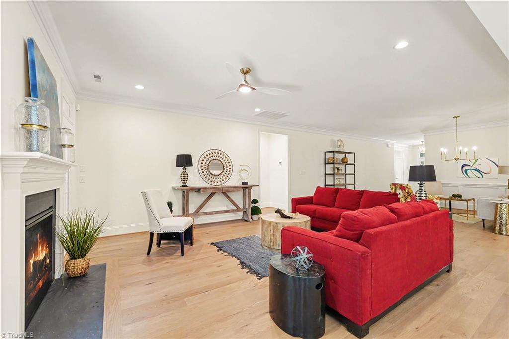 17 Asher Lane Property Photo 10