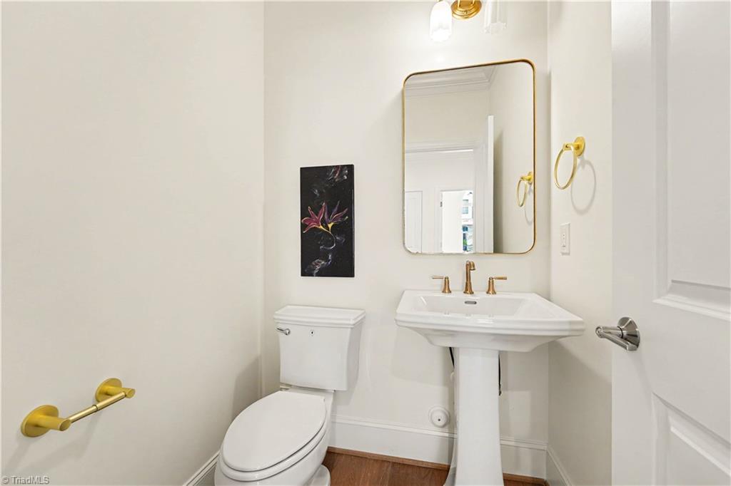 17 Asher Lane Property Photo 20