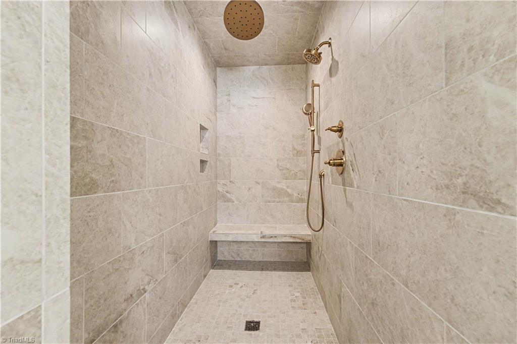 17 Asher Lane Property Photo 32