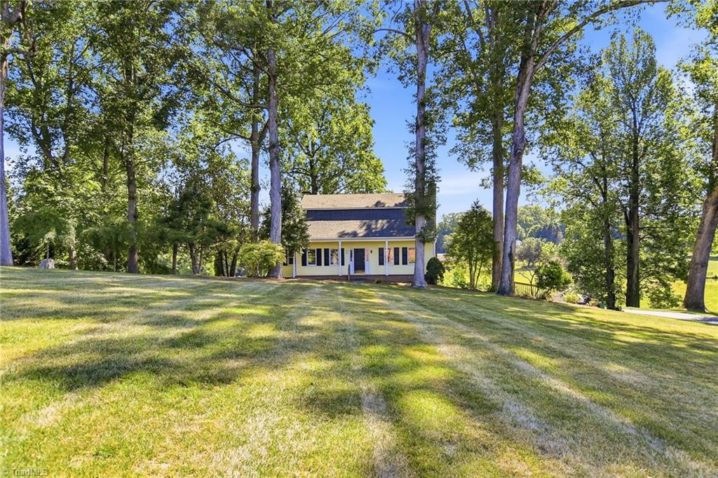 2355 River Run Drive Property Photo 3