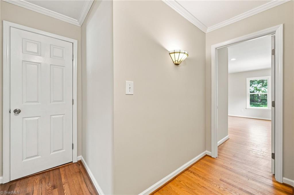 2112 Kello Drive Property Photo 23