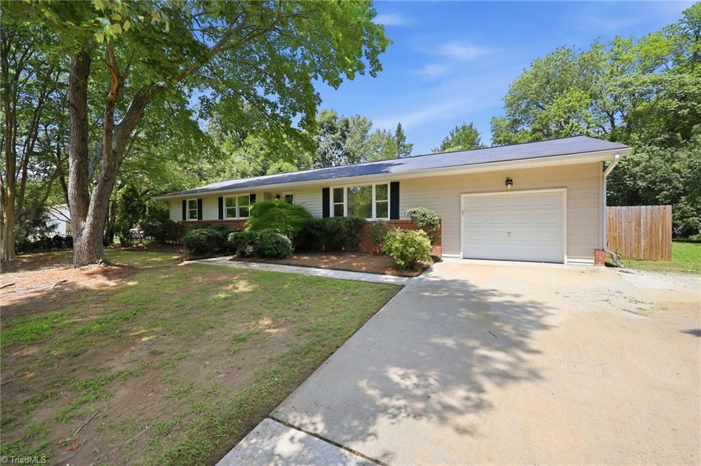 2112 Kello Drive Property Photo 41