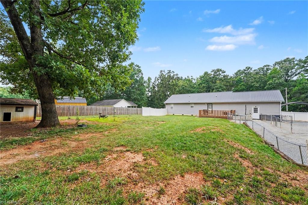431 Ervin Drive Property Photo 24