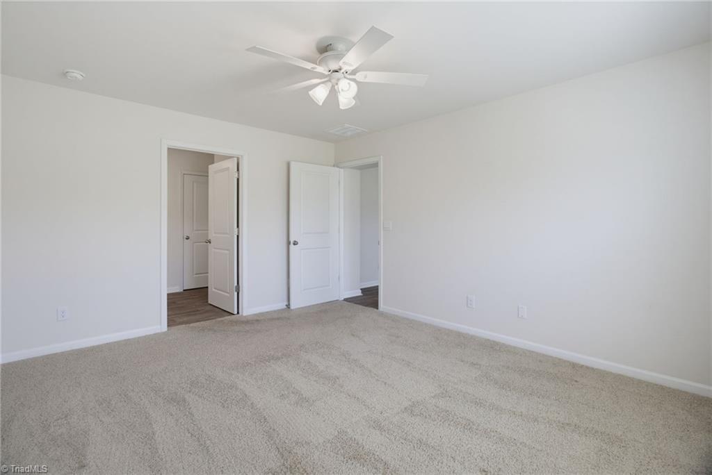 122 Stone River Way Property Photo 18