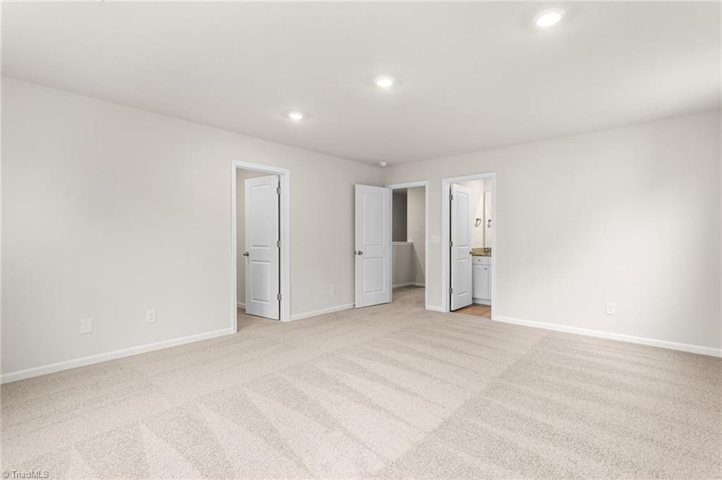 2128 Willow Glen Drive Property Photo 20