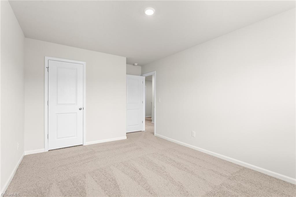 2128 Willow Glen Drive Property Photo 24