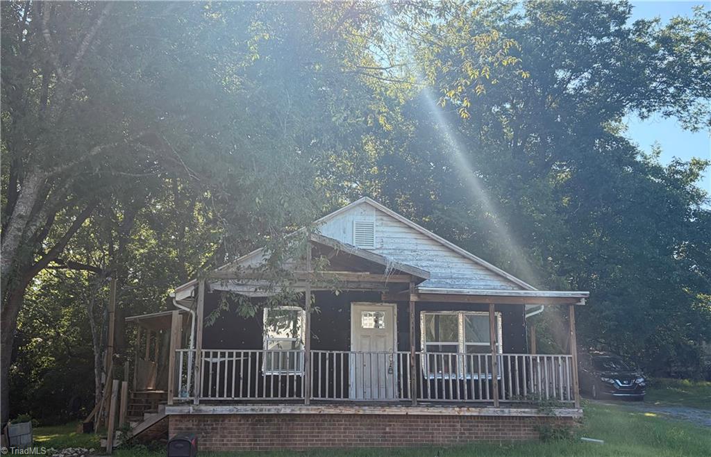 105 Cherry Street Property Photo 1