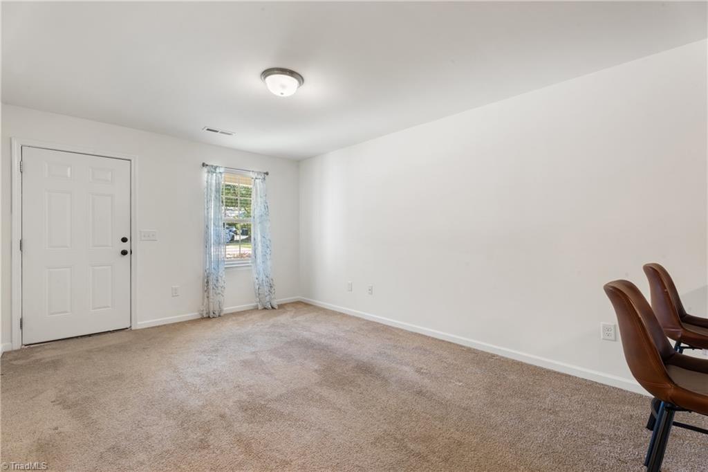 1809 Alyssum Place Property Photo 5