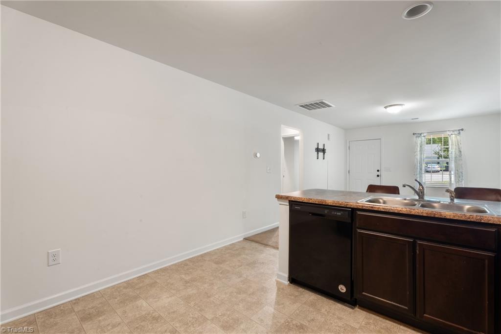 1809 Alyssum Place Property Photo 9