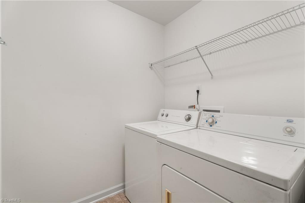 1809 Alyssum Place Property Photo 19