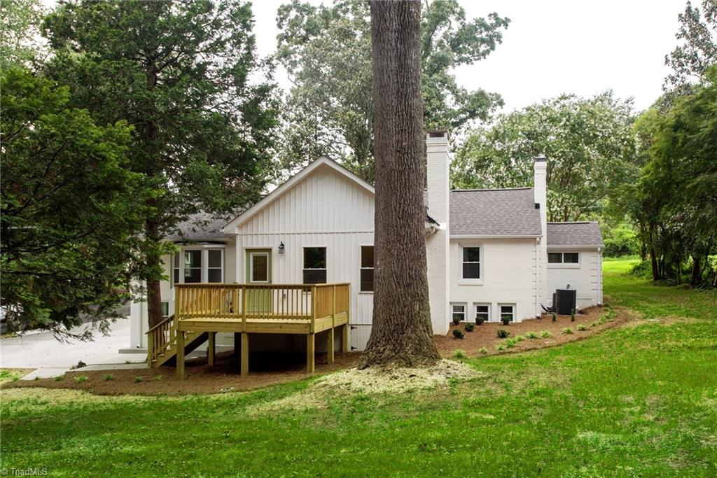 3035 Walnut Avenue Property Photo 4