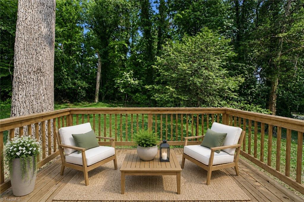 3035 Walnut Avenue Property Photo 8