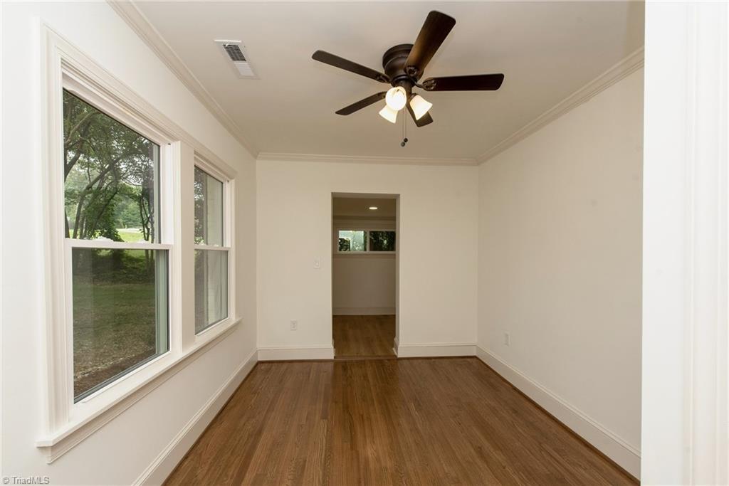 3035 Walnut Avenue Property Photo 13