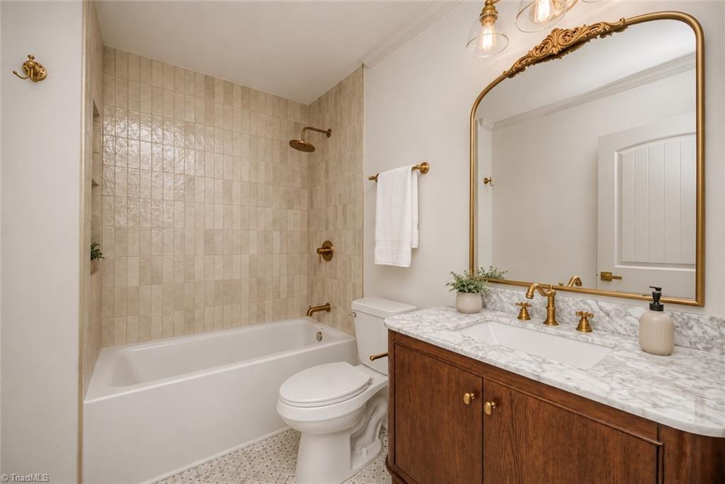 3035 Walnut Avenue Property Photo 16