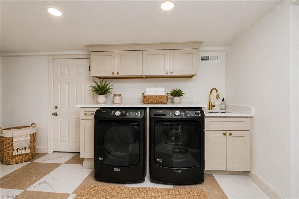 3035 Walnut Avenue Property Photo 39