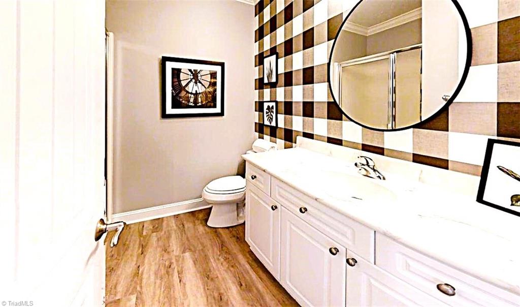 161 N Lake Louise Drive Property Photo 29
